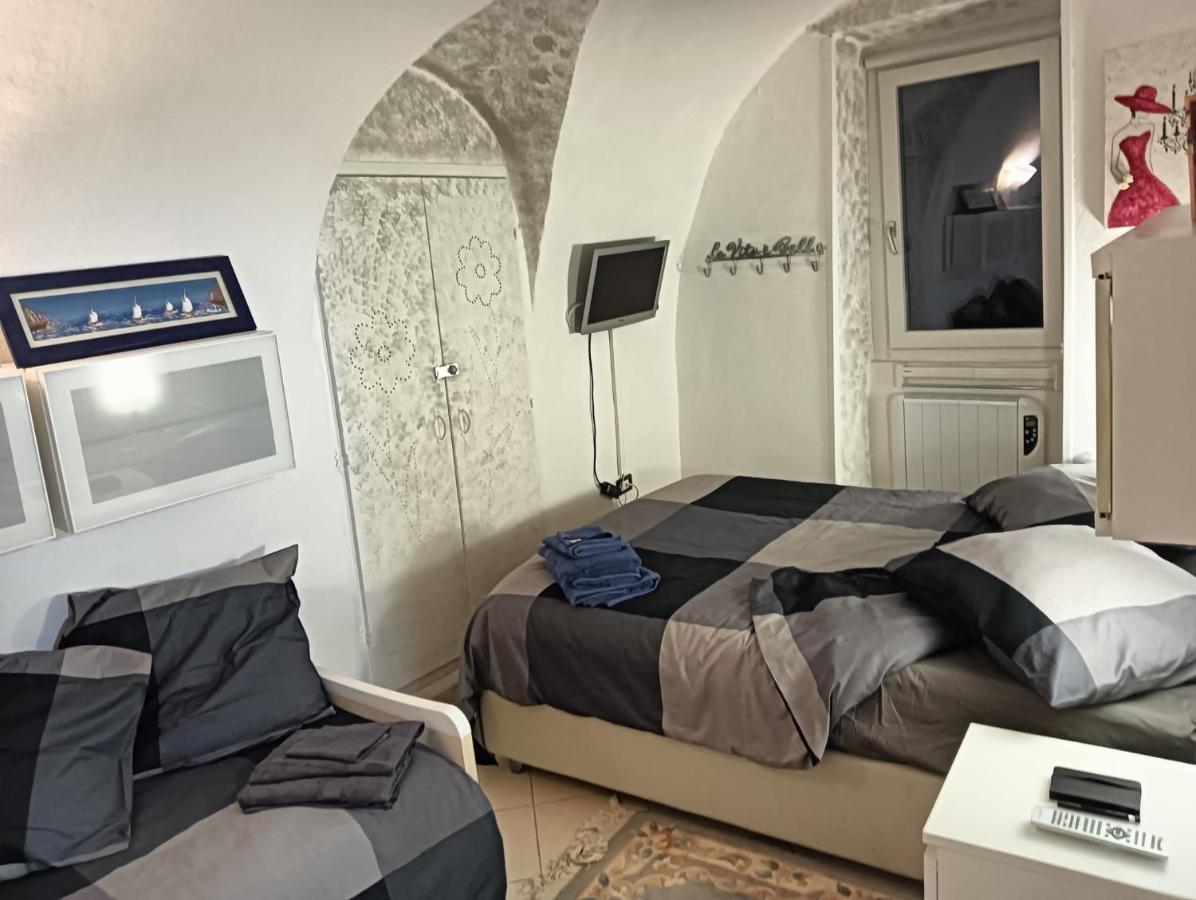Ca' Du Mangiabaggi Villa Vallecrosia Buitenkant foto